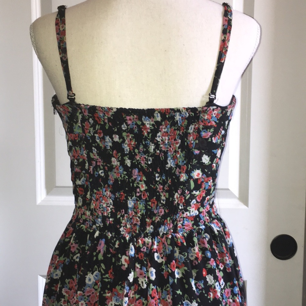 Dress with removable straps - Picture 5 of 7